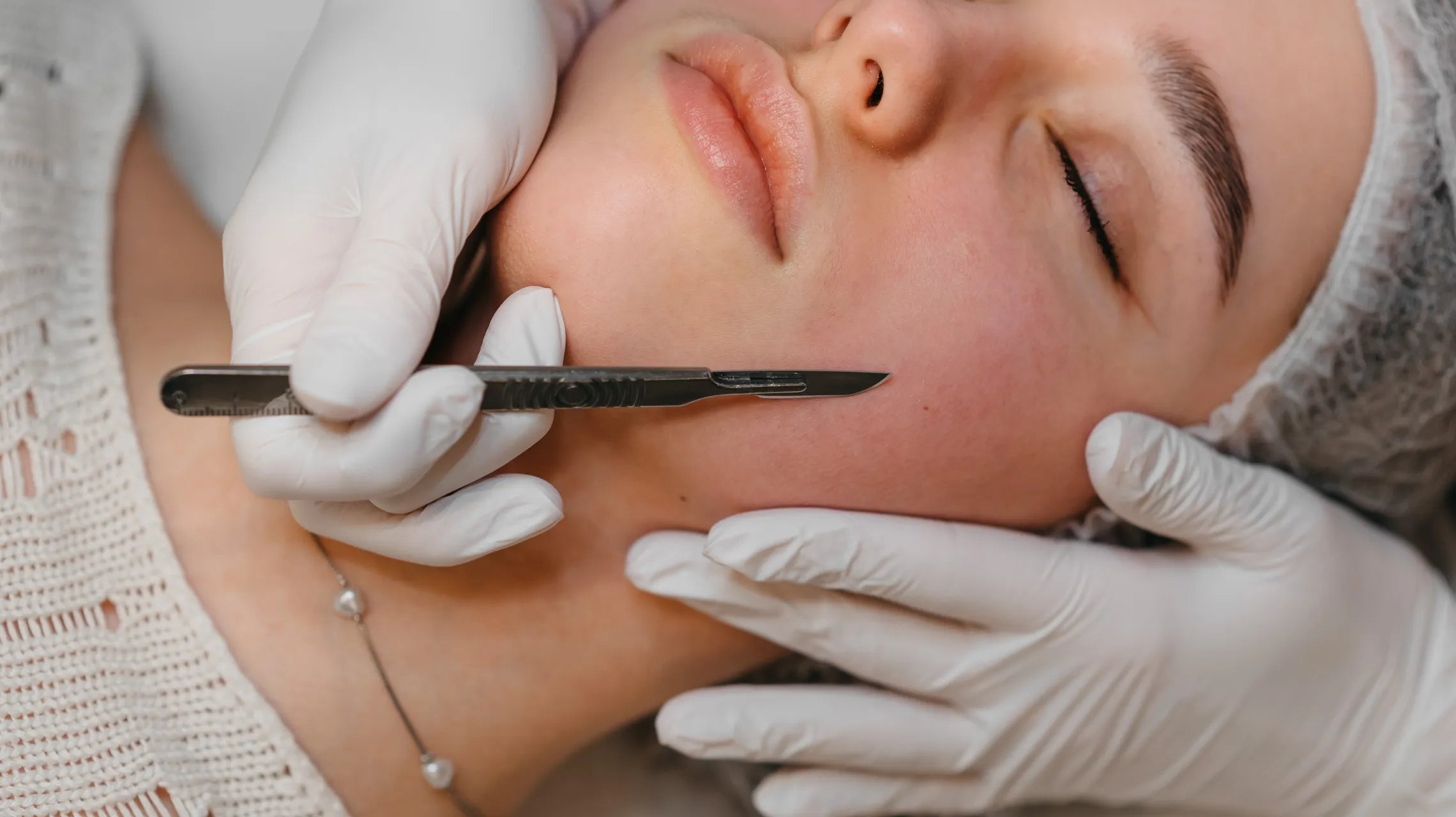 Advanced Dermaplaning Training Course