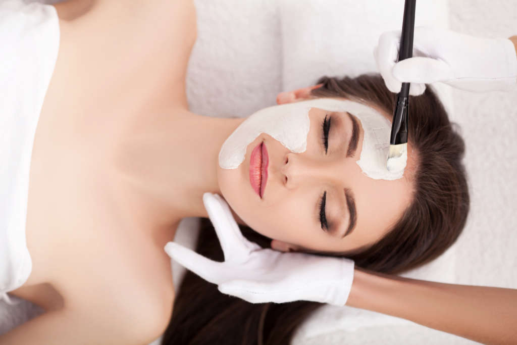 Advanced Facials Training